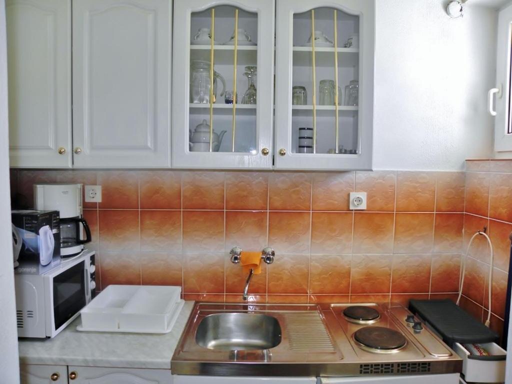 Alemka Apartment Banjol Luaran gambar